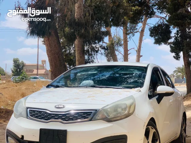 Kia Rio 2013 in Tripoli