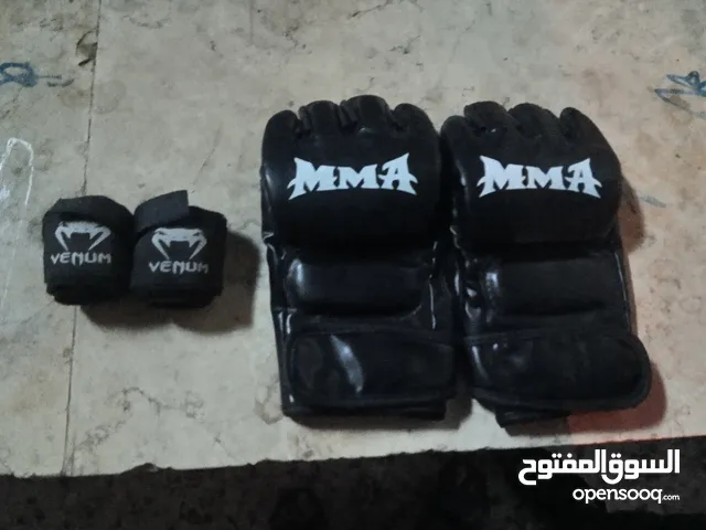 معدات فنون قتالية