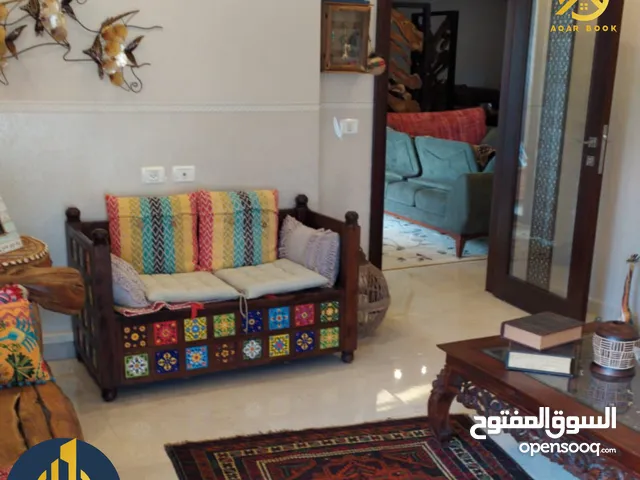 200 m2 3 Bedrooms Apartments for Rent in Ramallah and Al-Bireh Al Baloue
