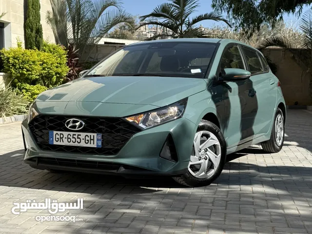 هونداي i20 ترخيص 2023 محرك 1000 بنزين/بطاريه مساعده 48v جير أوتوماتيك