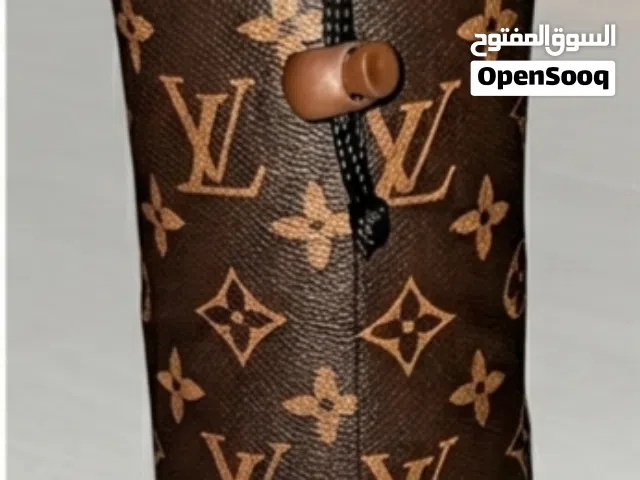 حافظة زمزمية وأكواب حرارية بتصميم لويس فيتون مميز - جديد