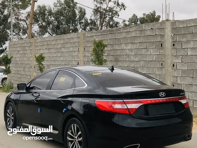 Used Hyundai Azera in Tripoli