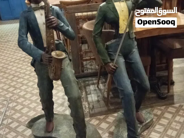 تماثيل موسيقيه بحاله جيده والسعر مغري