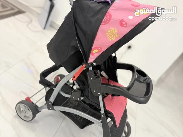 عربة أطفال للبيع