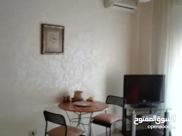 شقة مفروشة مميزة للبيع في أم أذينة طابق اول 70م تشطيب سوبر ديلوكس