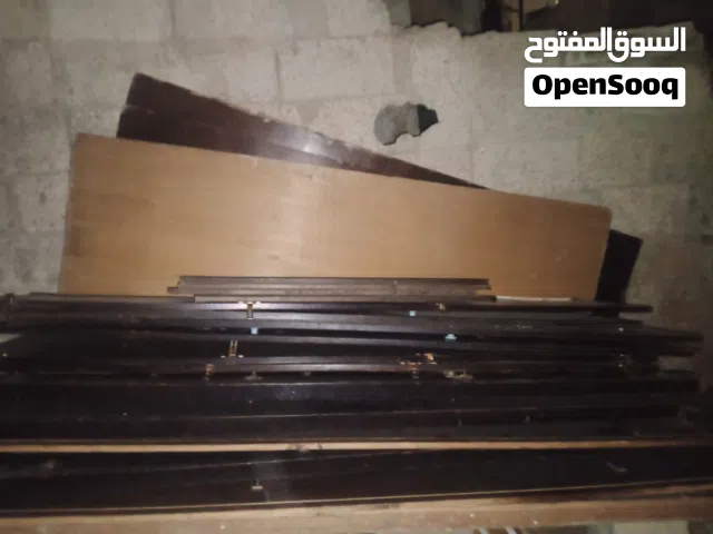 خزانه ملابس ست درفات خشب لاتيه