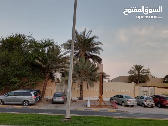 6000m2 5 Bedrooms Townhouse for Rent in Sharjah Al Riqqa