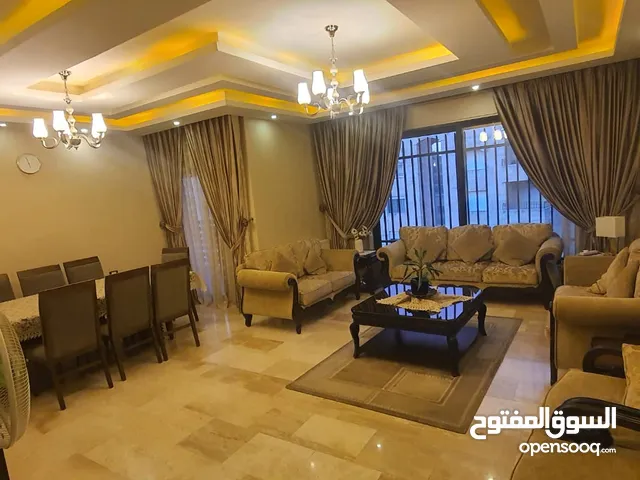 شقة مميزة للبيع في عمان - ضاحية النخيل - طابق ثاني