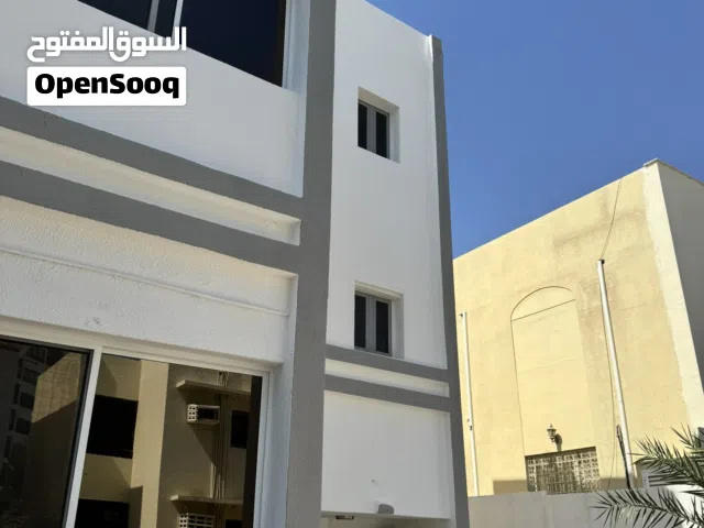 3 Bedroom 3 Bathroom Apartment for Rent in Mumtaz Area – Ruwi