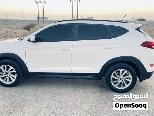 2017 هيونداي توسان Limited