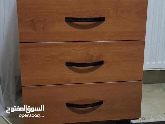 Boys' room with desk غرفة اولاد مع مكتب