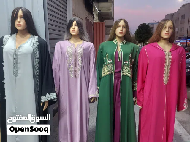 منتجات محل تجاري بالكامل (نساء اطفال رضع)