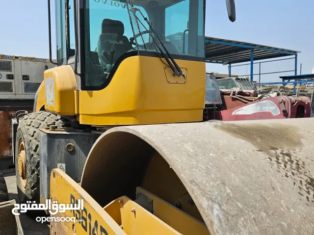 2015 Road Roller Construction Equipments in Sharjah