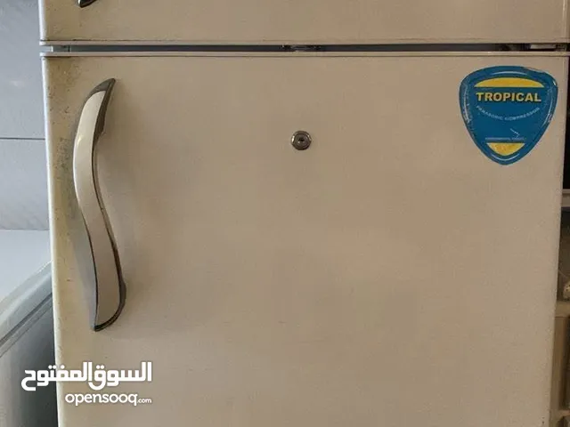 ثلاجة مستعمله حجم جبير لكن السعه المكتوبه تقريبيه للبيع بسعر مناسب 150 الف