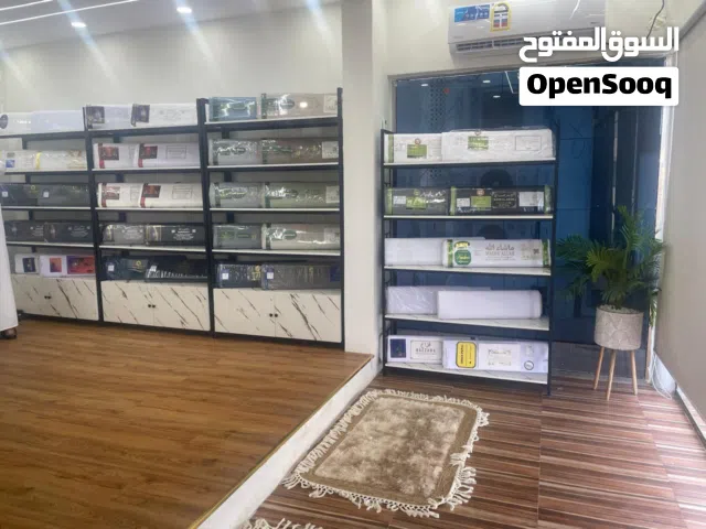 مشروع قائم وجاهز بالكامل(خياط ملابس رجالية)