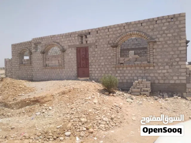 بيت مسلح ناقص سقف فقط