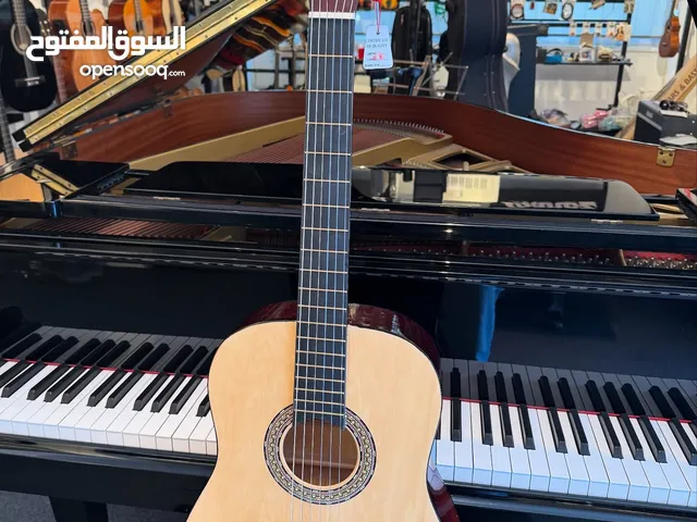 جيتار انجل كلاسيك مع شنطة فقطط 25 دينار Angel classical guitar