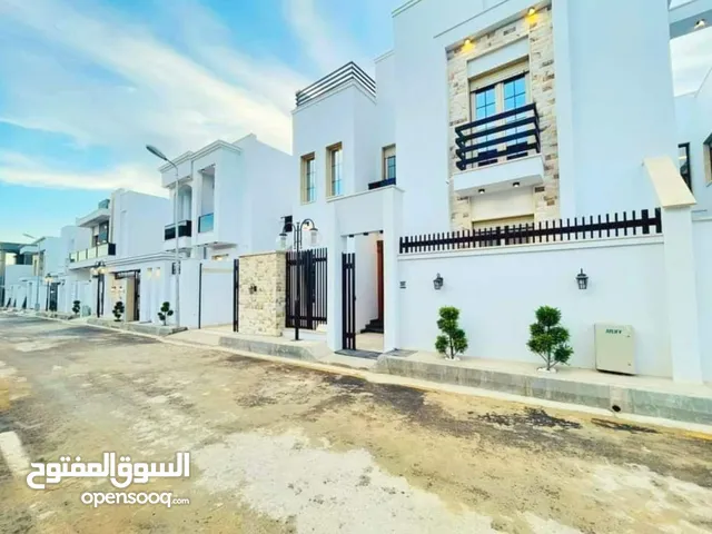 365 m2 More than 6 bedrooms Villa for Sale in Tripoli Ain Zara