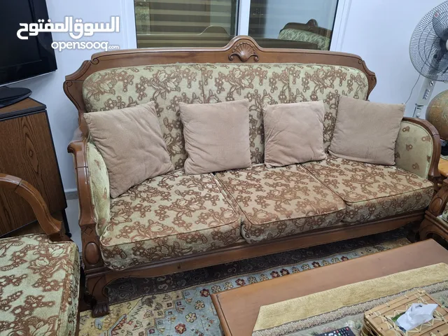طقم كنب ماليزي للبيع