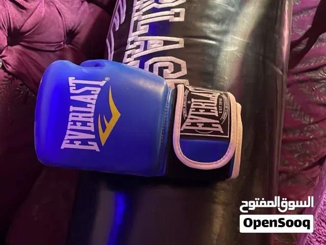 بوكس مع الايدين
