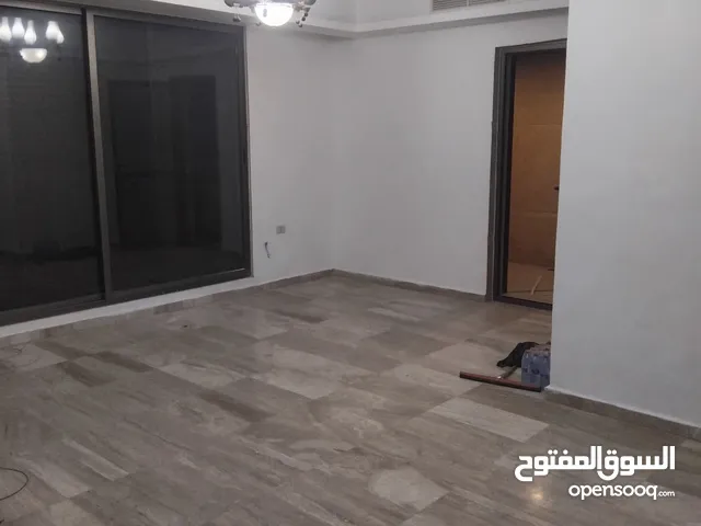 شقة للبيع ارضي بسعر مغري