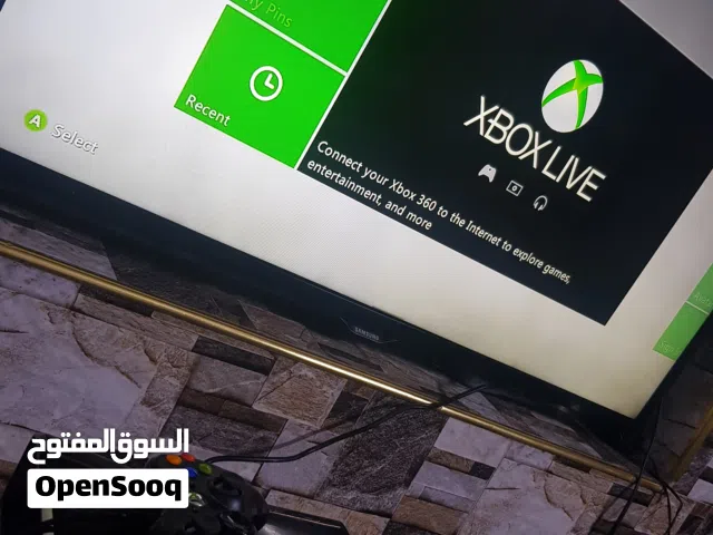 اكس بوكس 360 هارد 256gb و يده وحده