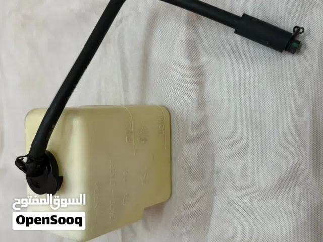 للبيع دبه ماي مرجع افالون من موديل 2000 ال̲ى 2004