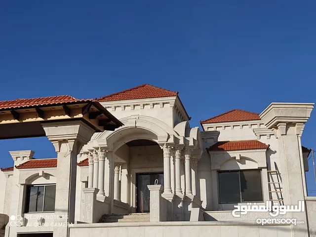 420 m2 More than 6 bedrooms Villa for Sale in Ma'an Al-Shobak