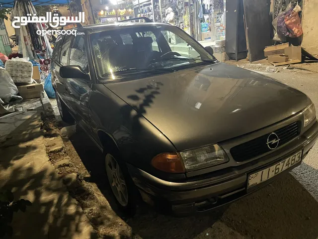 اوبل استرا