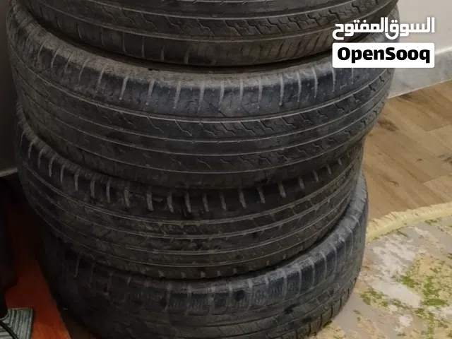 سيريه إطارات للبيع مستعملات  نص عمر