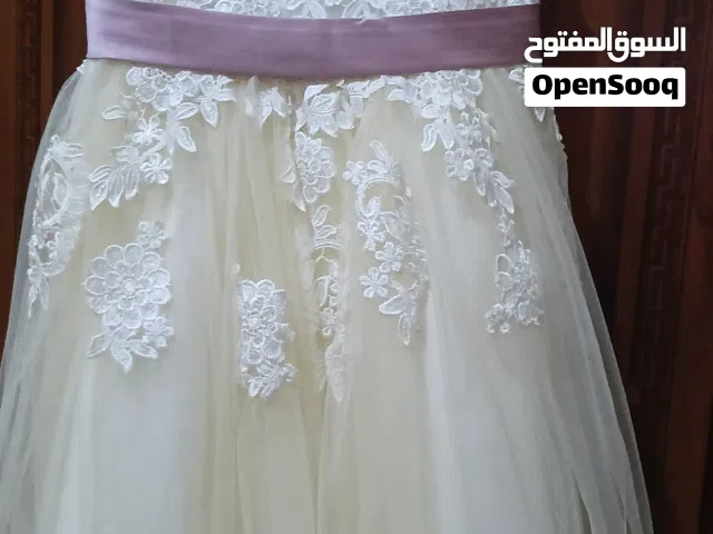 فستان اطفال بنات مستعمل انظيف