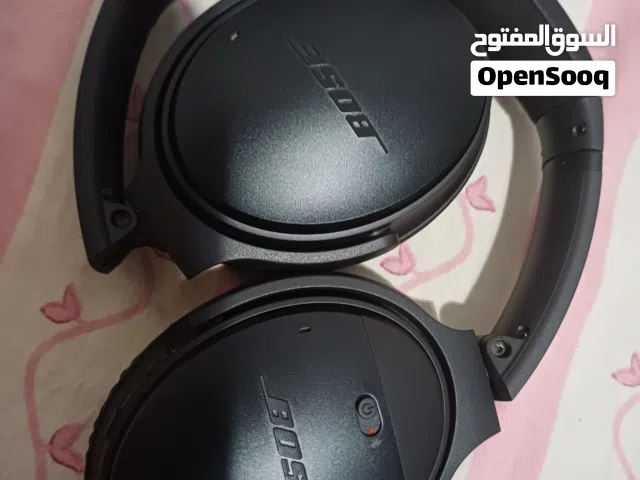 سماعات هيد فون وسماعات ابل