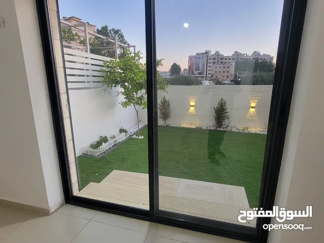 153 m2 3 Bedrooms Apartments for Sale in Ramallah and Al-Bireh Birzeit