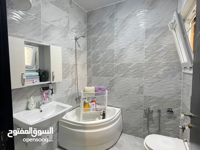 150 m2 3 Bedrooms Apartments for Rent in Tripoli Al-Seyaheyya