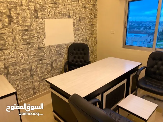 مكتب كامل مع خزانه