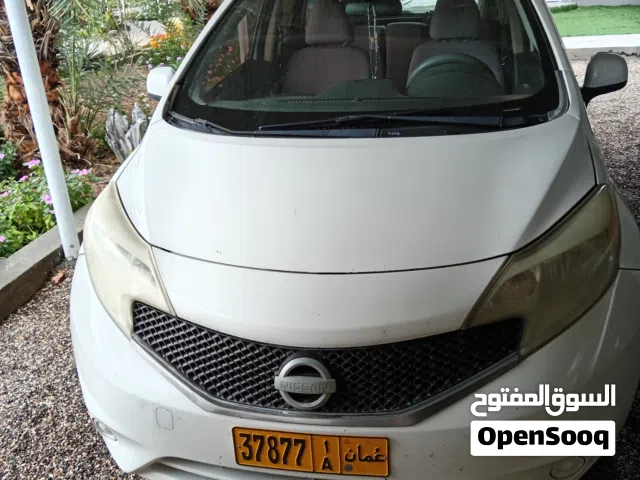 2014 نيسان فيرسا SV