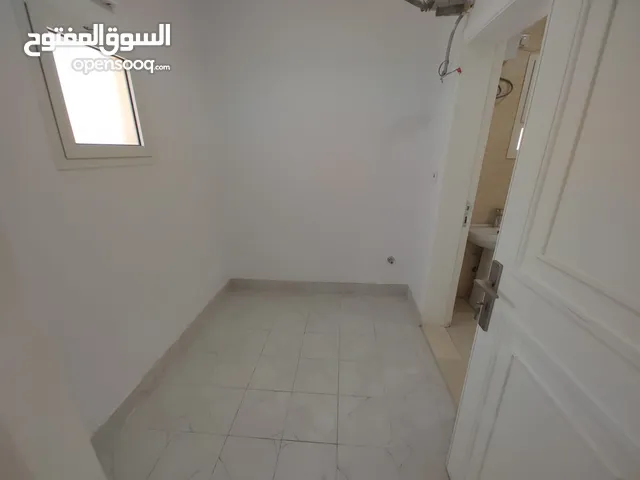 200 m2 4 Bedrooms Apartments for Rent in Jeddah Al Sawari