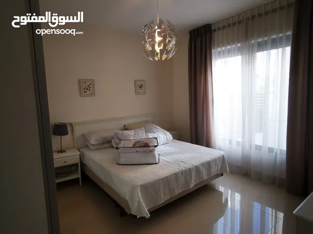 شقة للايجار في عبدون .. مساحة130م مفروشة بالكامل مع بلكونة