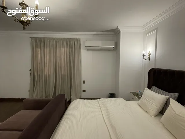 شقه بخدمات فندقيه للإجار اليومي او الشهري
