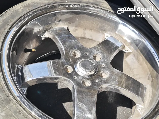 Other 18 Tyre & Rim in Hawally