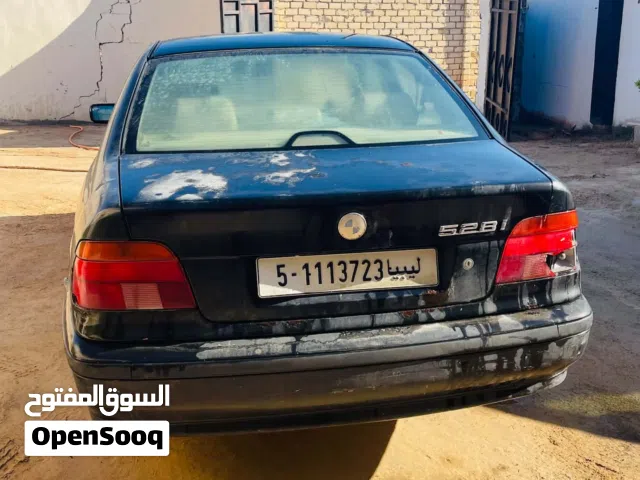 2002 بي ام دبليو الفئة 5 528