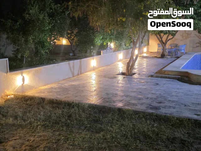 2 Bedrooms Chalet for Rent in Tripoli Al-Baesh