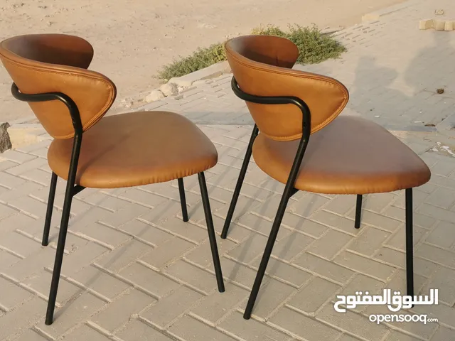 lather chairs for resturent dining for garden sitting in good condition