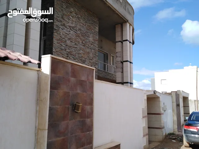 فيلا للاستبدال فقط بداية كوبري السراج خلف مخبز رغيف ليبيا