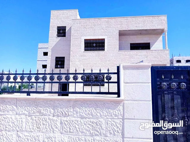 340 m2 5 Bedrooms Townhouse for Rent in Zarqa Al Zawahra
