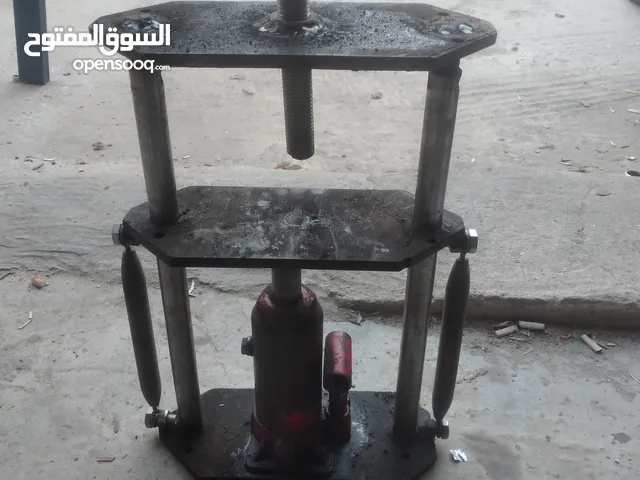 مكبس هيدروليك