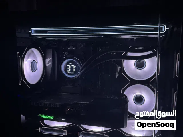للبيع pc استعمال اقل من شهر