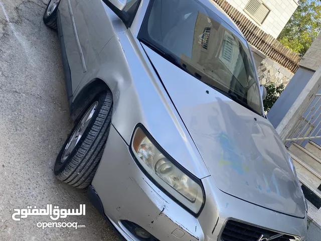 Used Volvo S 40 in Ramallah and Al-Bireh