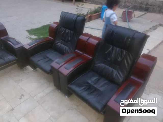 طقم كنب مكتبي جلد فاخر