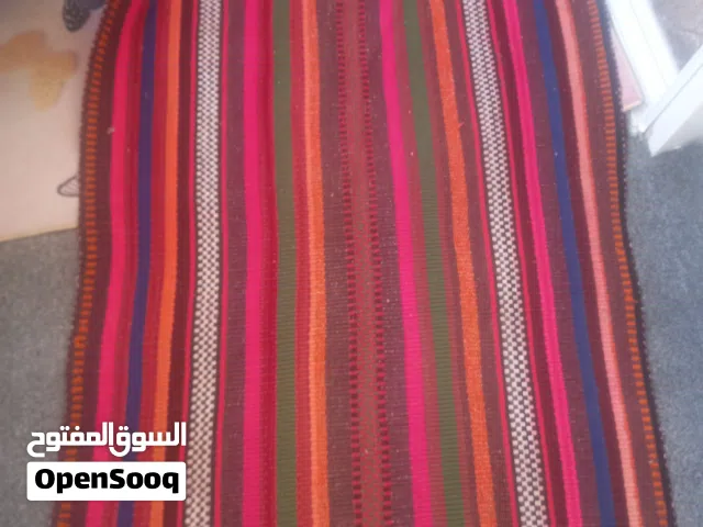 سجاد معمول بالنول ع الايد هن 3 سجادات وكل سجاده 50 دينار